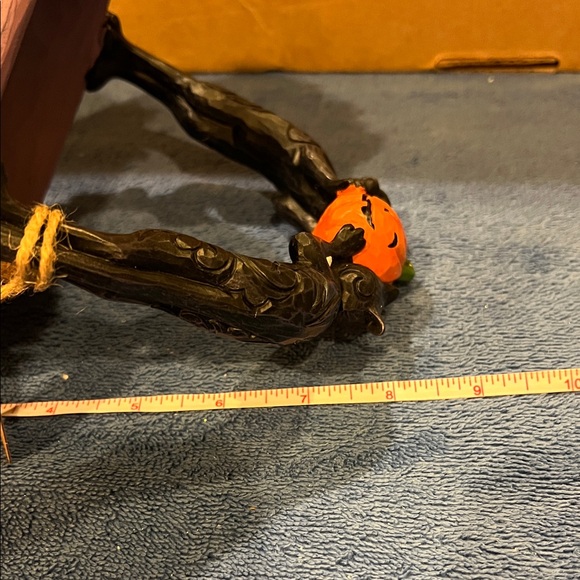 Jim Shore ‘Oh What a Frightful Night’ Halloween Basket - Picture 12 of 13